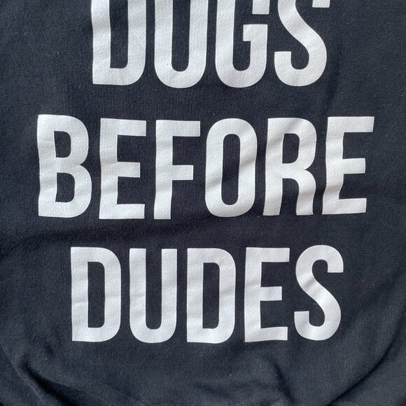Dogs before Dudes Black / White Sweatshirt Sz M (Juniors) - Picture 3 of 4